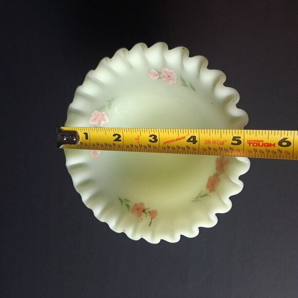 Fenton Scalloped Edge Custard Glass Pedestal Hand Painted Pink Roses Compote - Picture 4 of 16